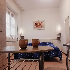 Gattopastro Via Pastro 10 Bed & Breakfast Milan
